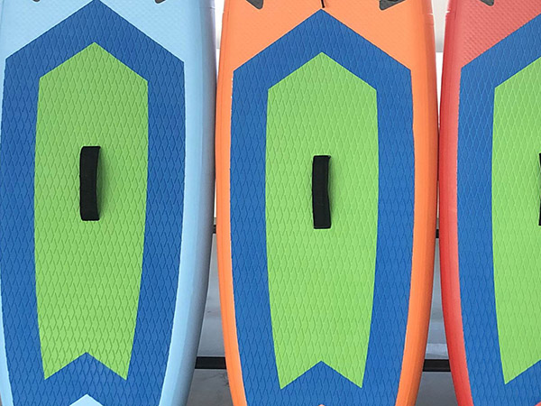Stand Up Paddle Boards with soft EVA deck pad makes it family and pet friendly.
The exquisite design and colors are optional to choose as well as printing on surface of it.